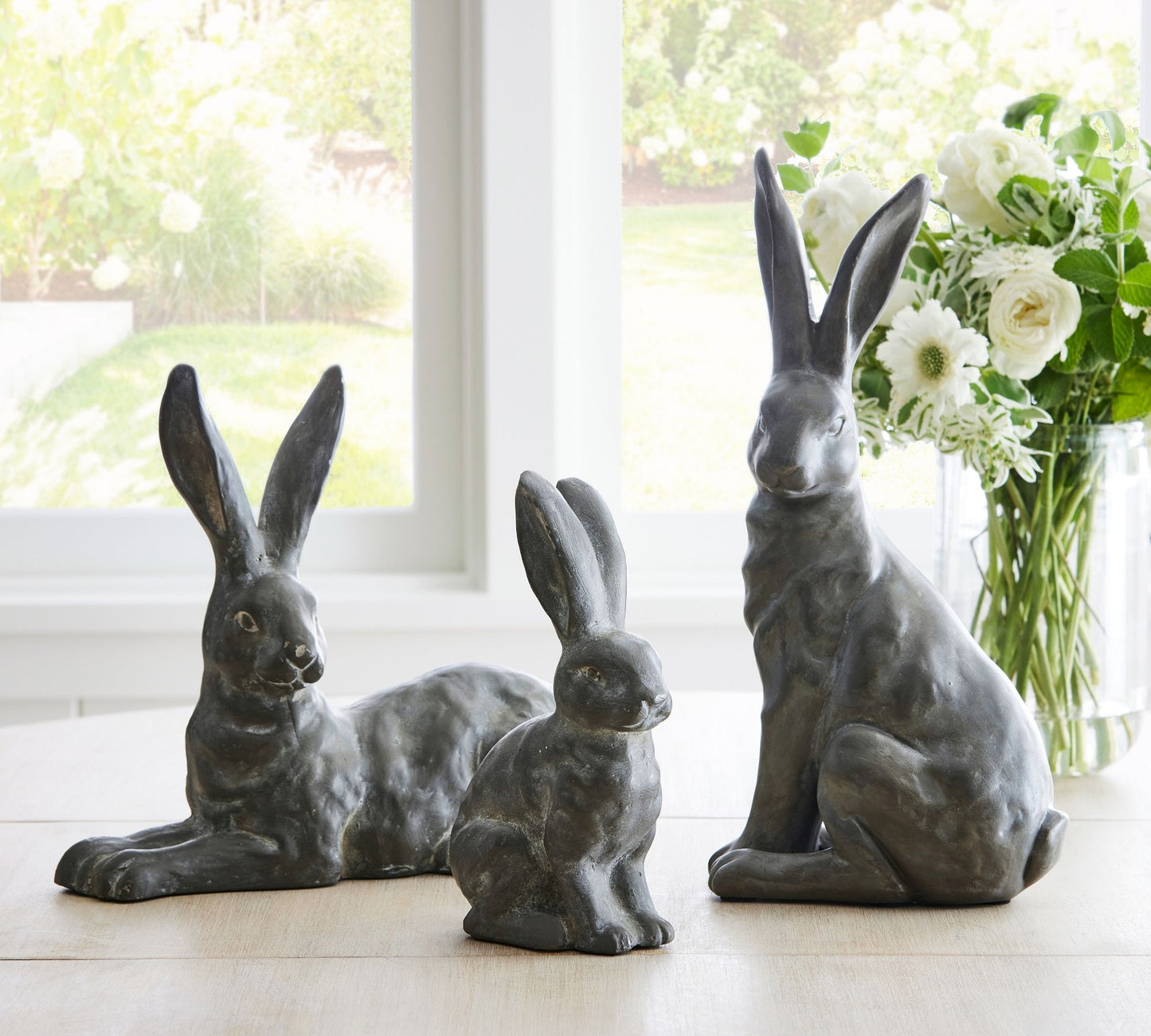 3-piece Bunny Sculpture Set